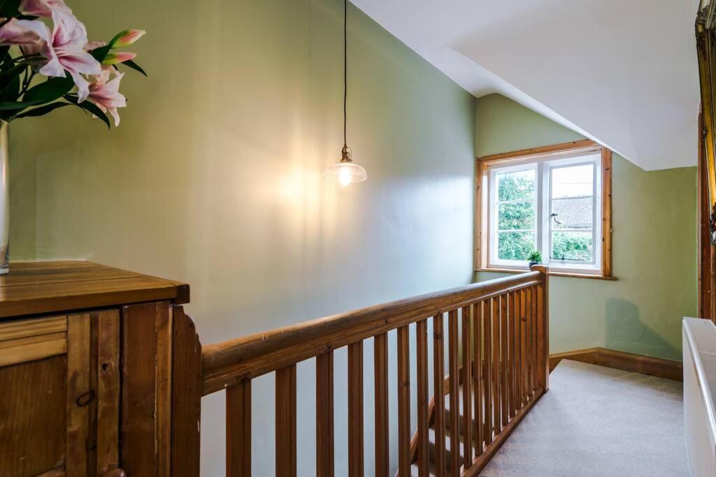 Kingsley Kottage Villa Hough Green Ngoại thất bức ảnh