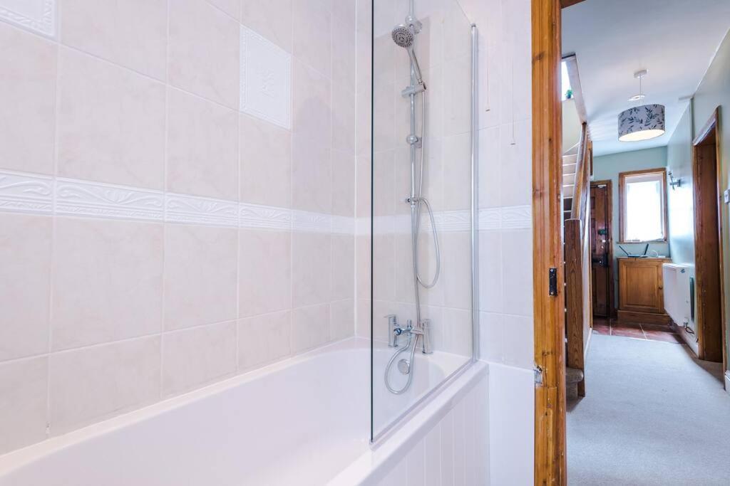 Kingsley Kottage Villa Hough Green Ngoại thất bức ảnh